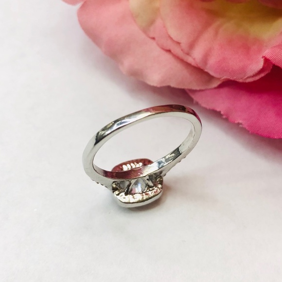 White Sapphire Promise Ring Size 8 - Picture 5 of 8